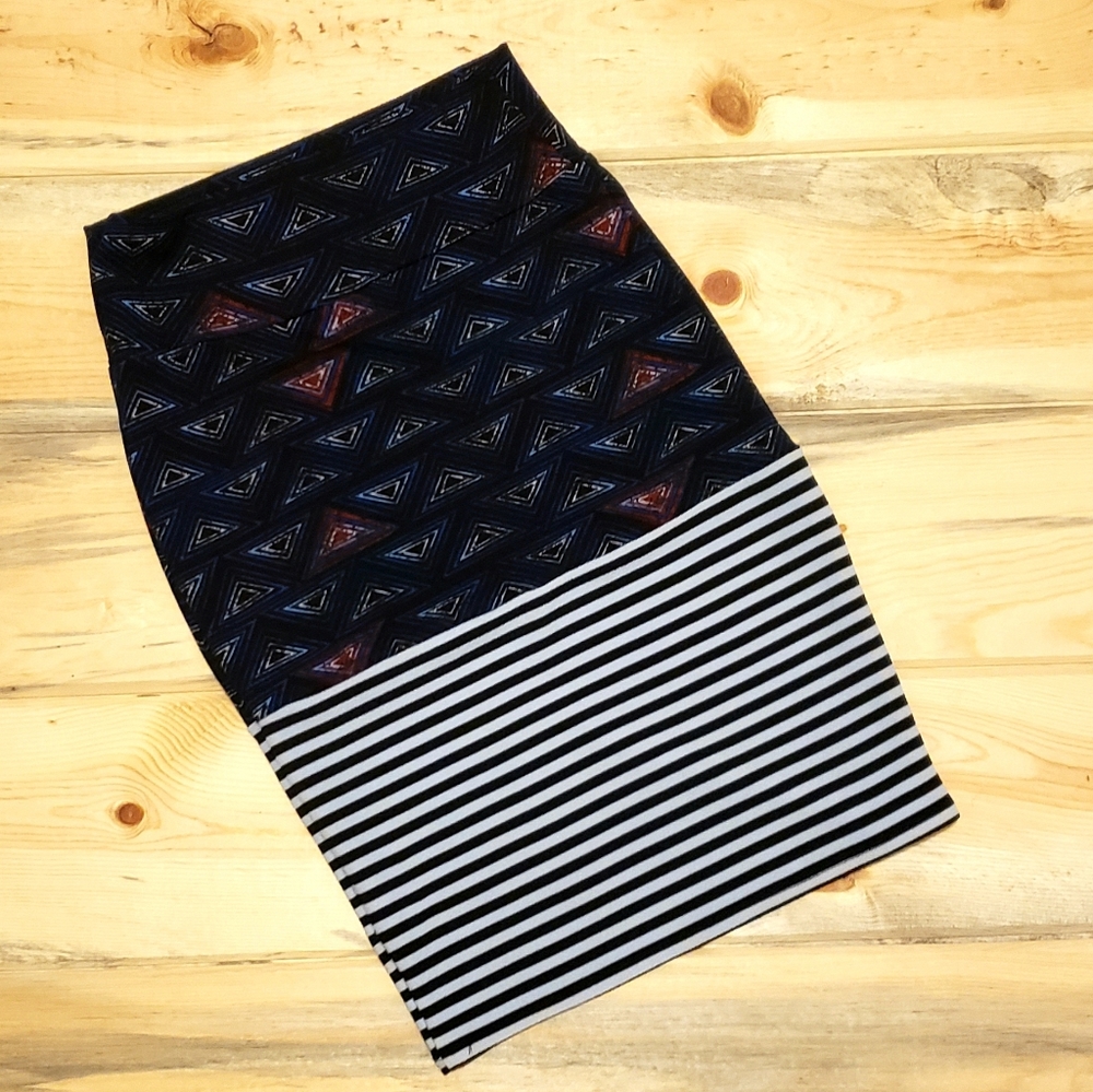LulaRoe Cassie Striped Skirt